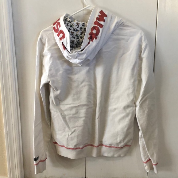 Disneyland Hoodie - Picture 2 of 8